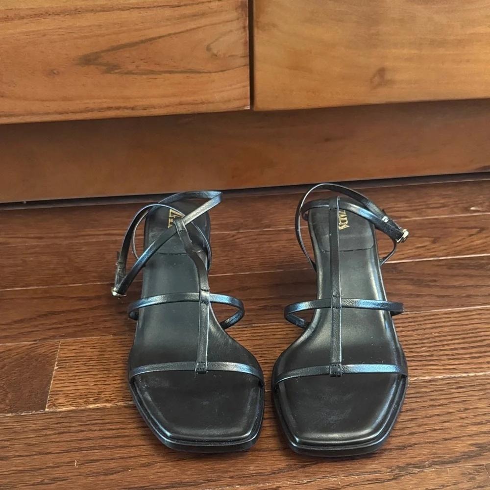 Zara Women Black Strappy Kitten Heel Sandals Square Toe T-Strap Size 40